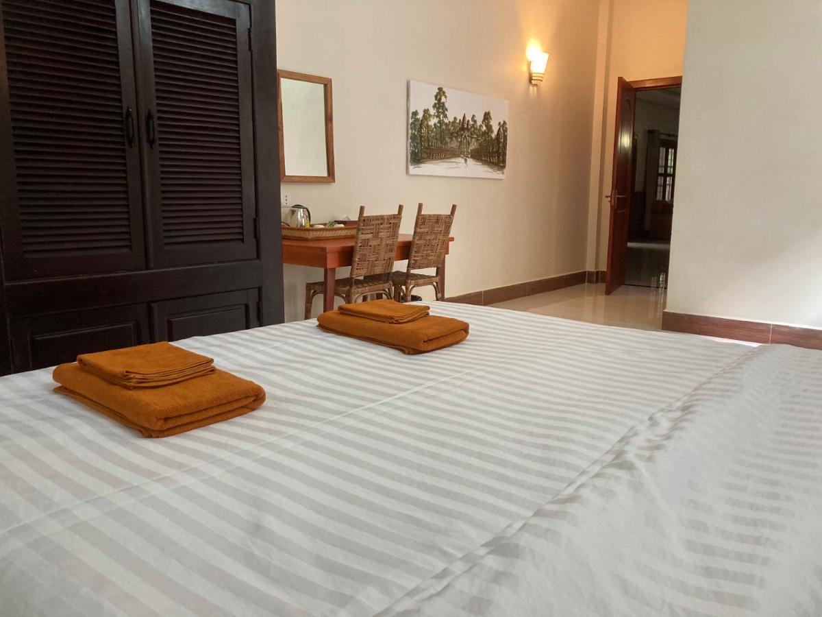 Lily Pad Boutique Hotel シェムリアップ エクステリア 写真